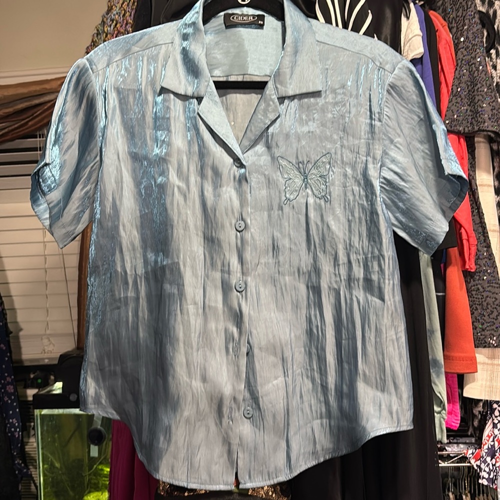 Cider shiny blue krinkle butterfly Top size xs